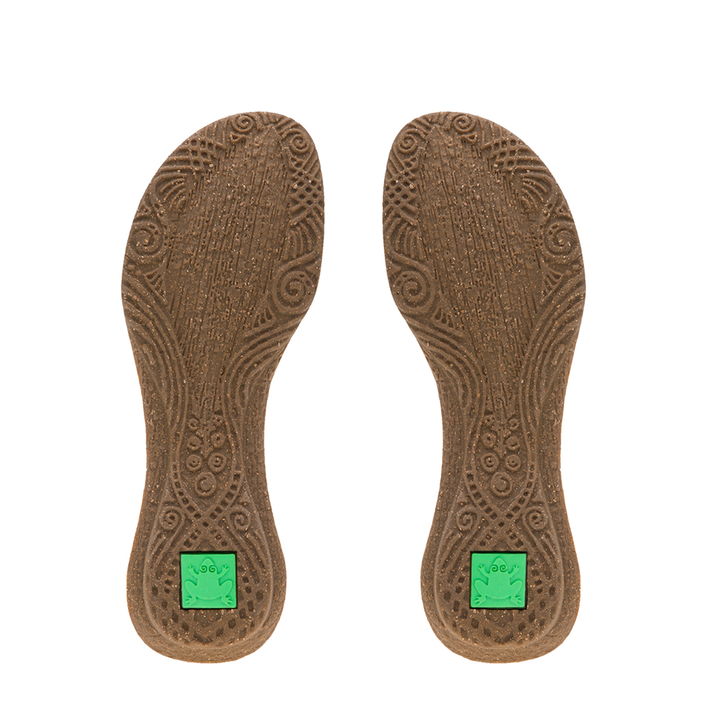 Tribal design with El Naturalista green frog logo on sole of pair of 413 shoes