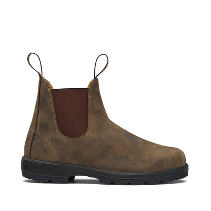 Side view of single Blundstone rustic brown chelsea boot with elastic gusset.